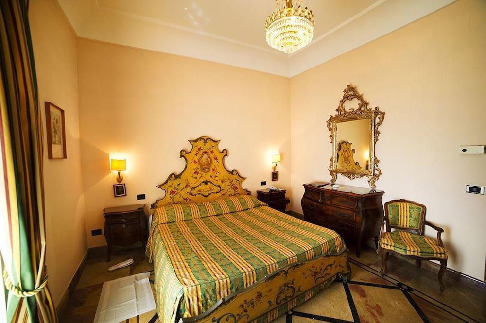Grande Albergo Miramare 포르미아 외부 사진